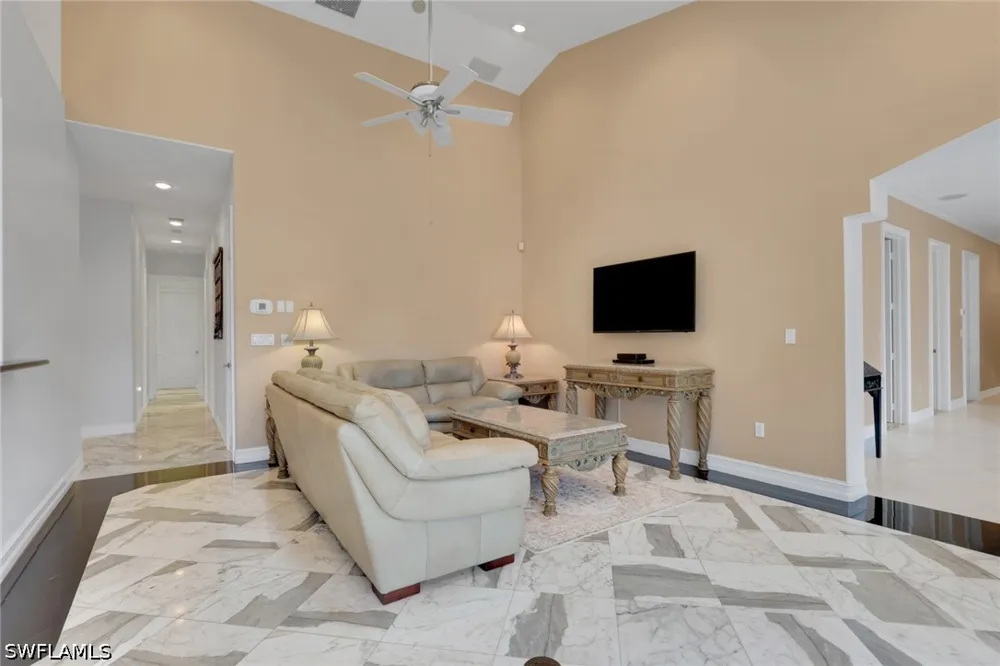 Green Boulevard Naples, FL 34116