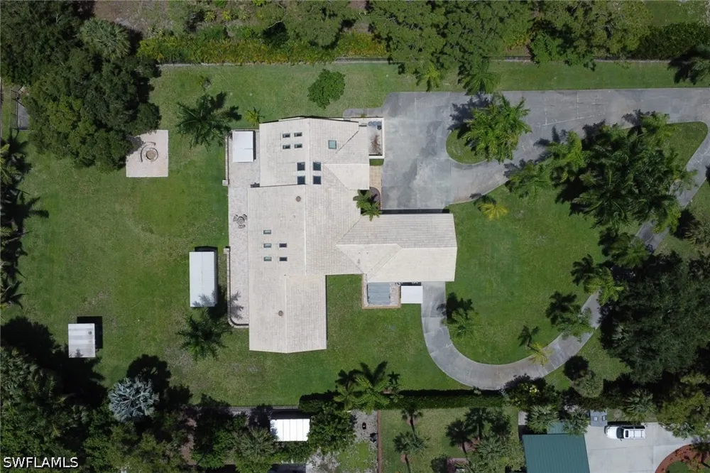 Green Boulevard Naples, FL 34116