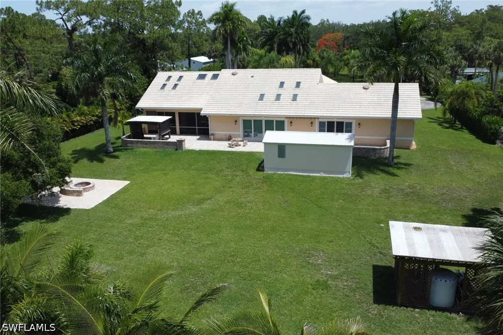 Green Boulevard Naples, FL 34116