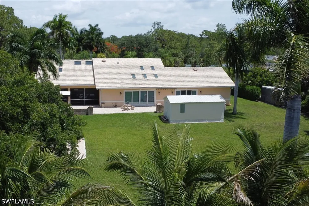 Green Boulevard Naples, FL 34116