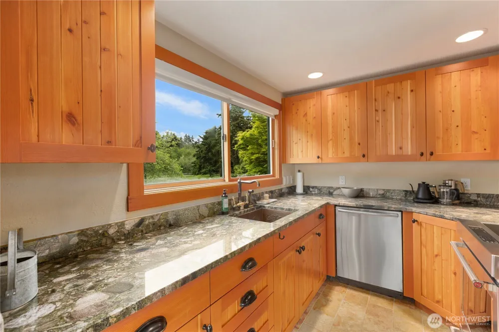 398 Hannah Road Friday Harbor, WA 98250