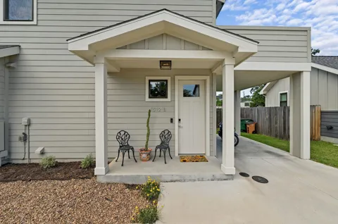 1312 E M Franklin Avenue #2