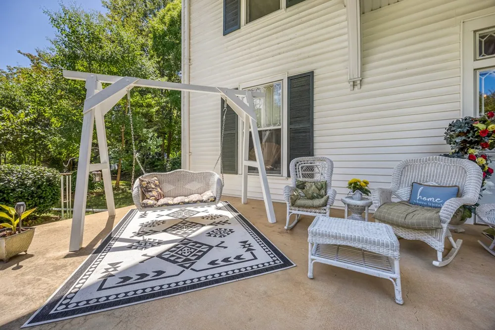 215 Lafayette Street Lafayette, AL 36862