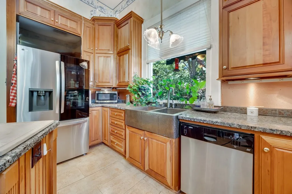 215 Lafayette Street Lafayette, AL 36862