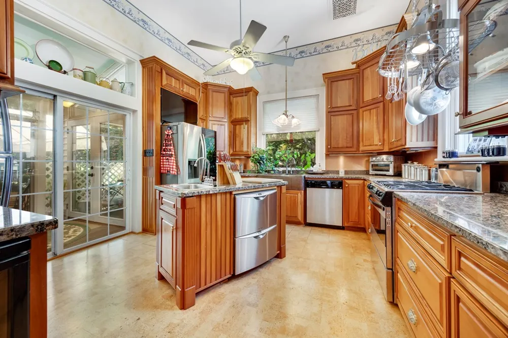 215 Lafayette Street Lafayette, AL 36862