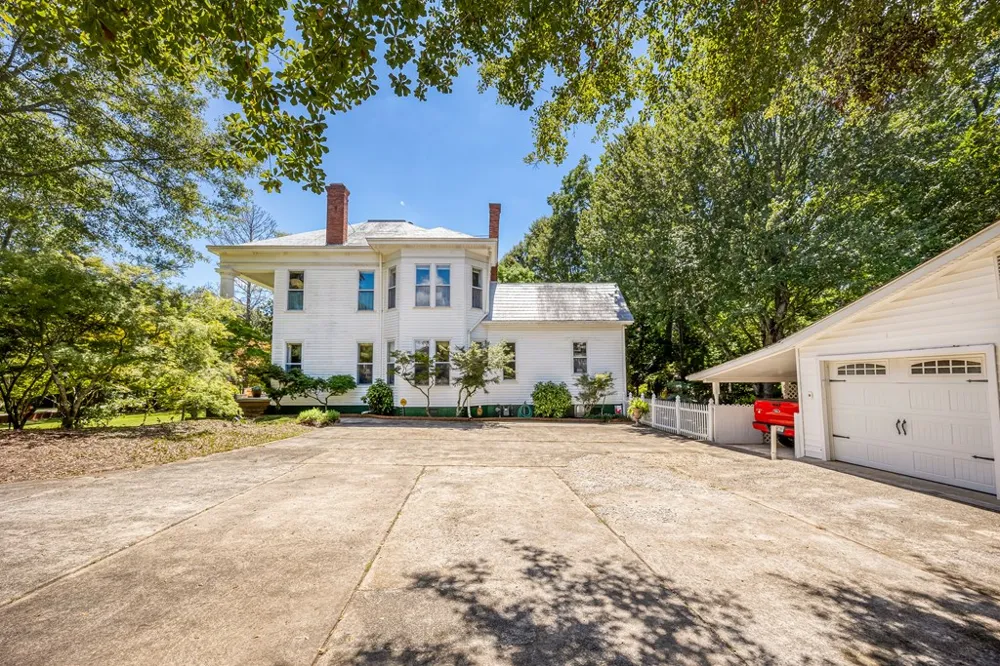215 Lafayette Street Lafayette, AL 36862