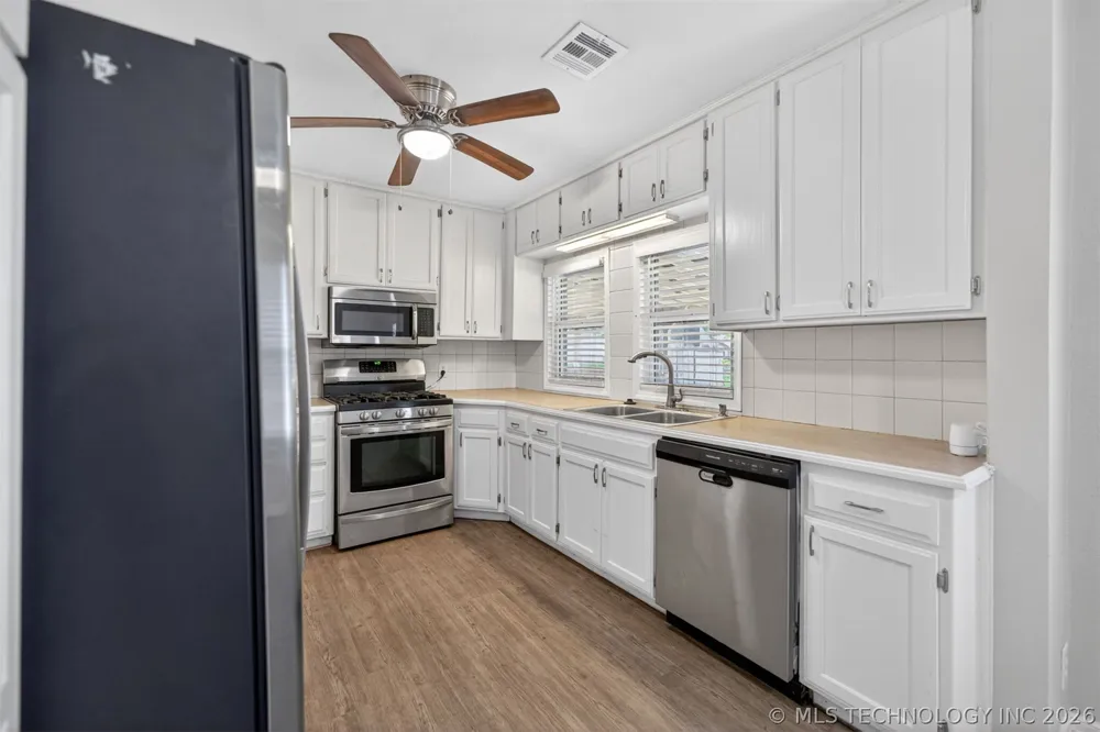 515 W Delaware Vinita, OK 74301