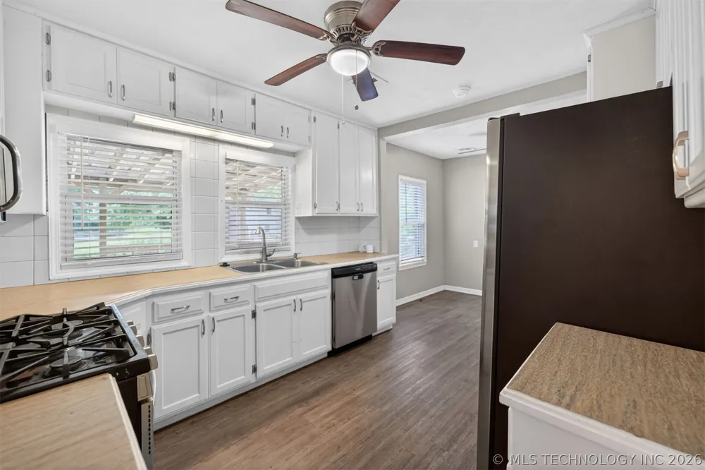 515 W Delaware Vinita, OK 74301