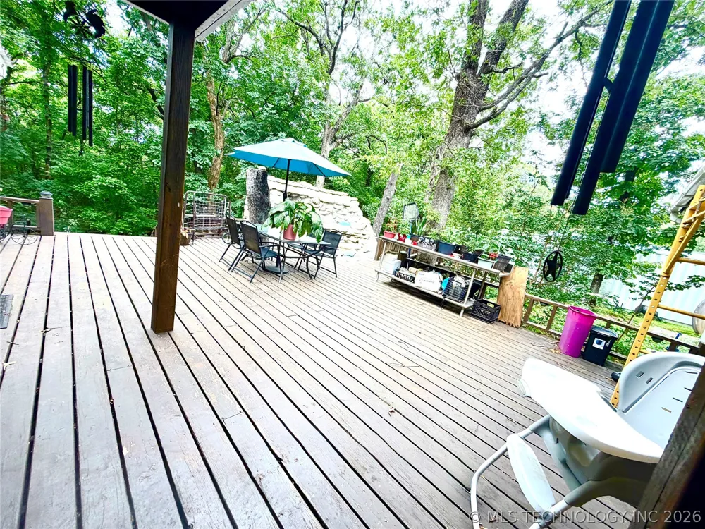 13 Wildflower Road Eufaula, OK 74432