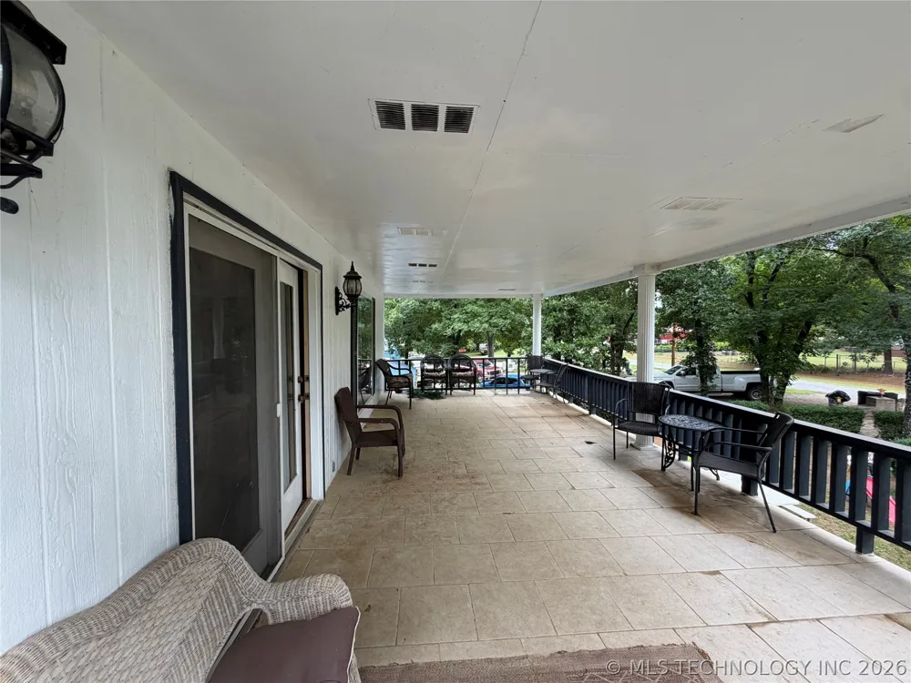 13 Wildflower Road Eufaula, OK 74432