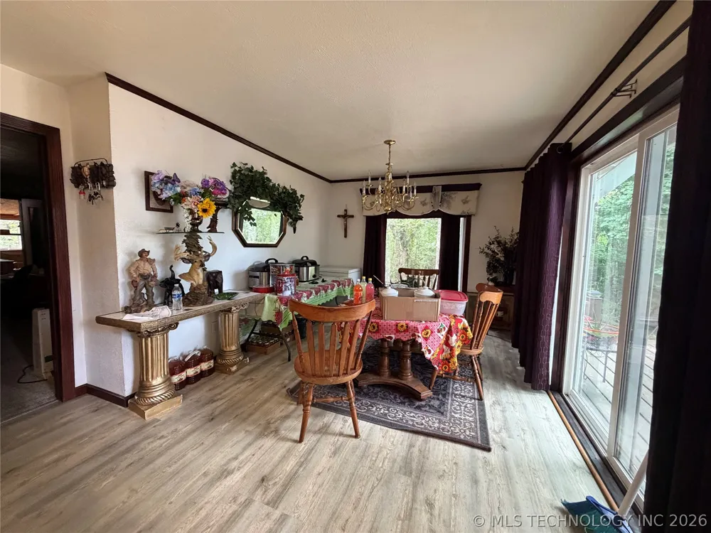 13 Wildflower Road Eufaula, OK 74432