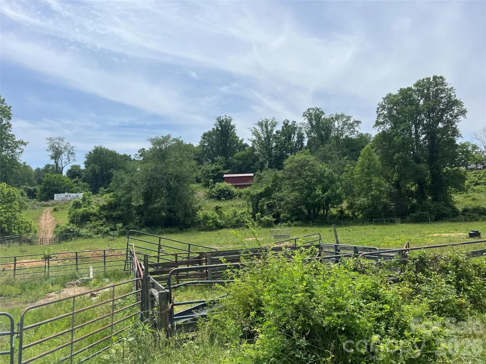 99999 Jones Road Fletcher, NC 28732