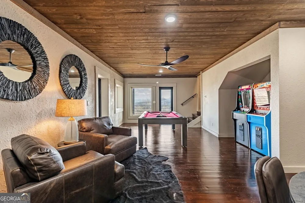 799 Bruce Mountain RD Morganton, GA 30560