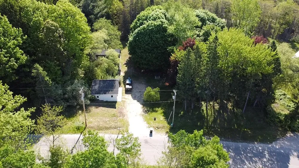 8819 Erdman Road Onekama, MI 49675