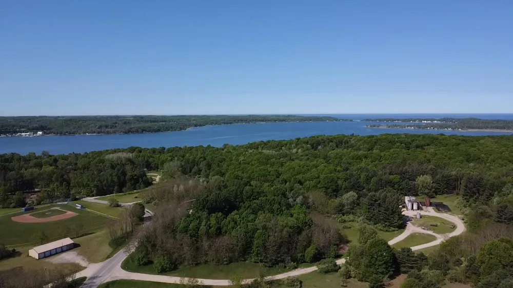 8819 Erdman Road Onekama, MI 49675