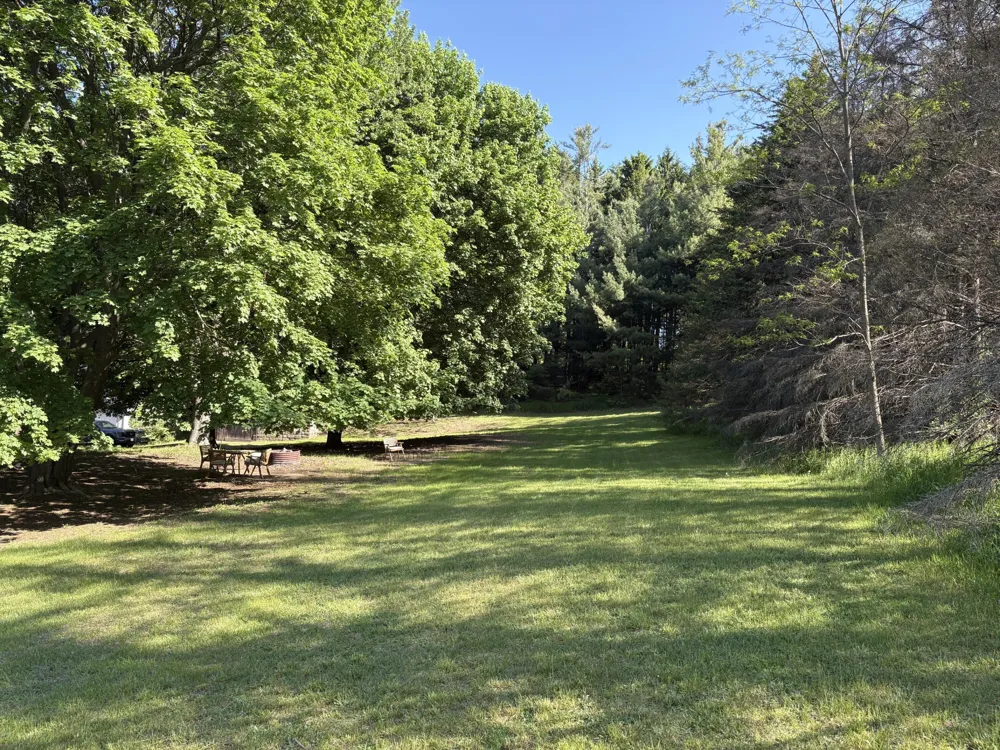 8819 Erdman Road Onekama, MI 49675