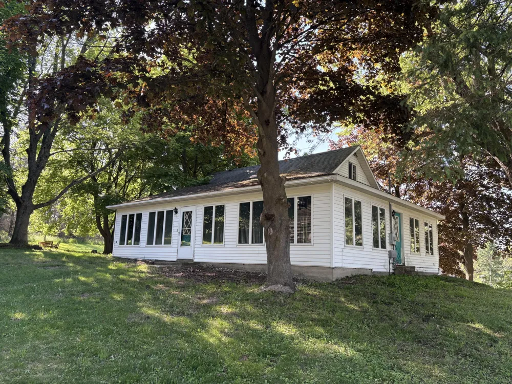 8819 Erdman Road Onekama, MI 49675