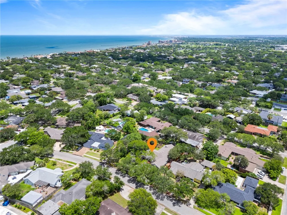 457 Delaine Drive Corpus Christi, TX 78411