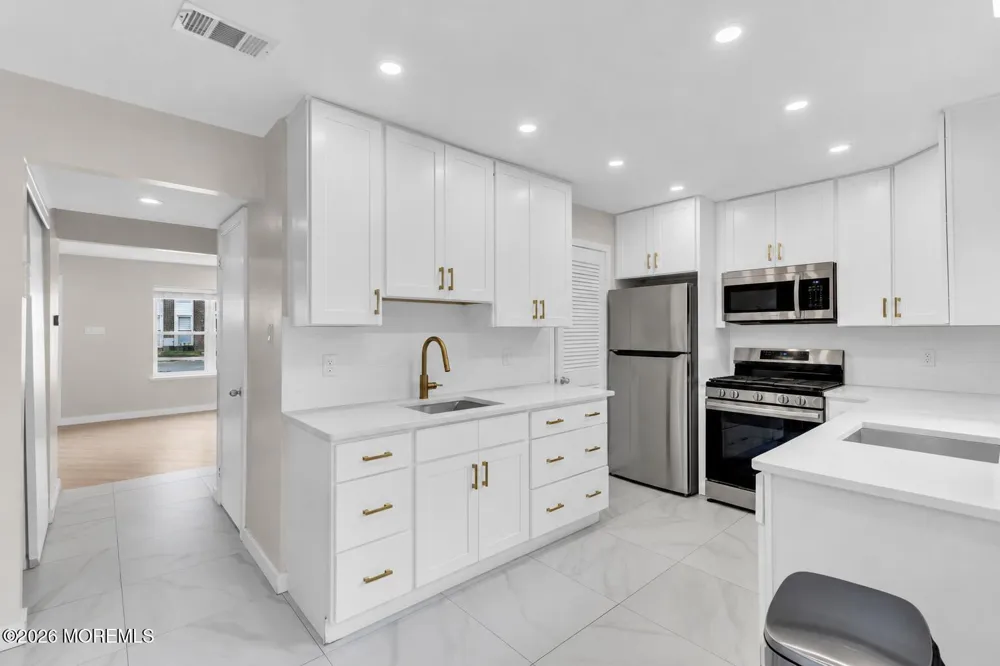 119 Downing Street Lakewood, NJ 08701