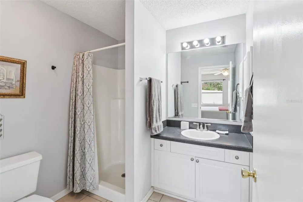 914 MENDOZA BOULEVARD Lady Lake, FL 32159