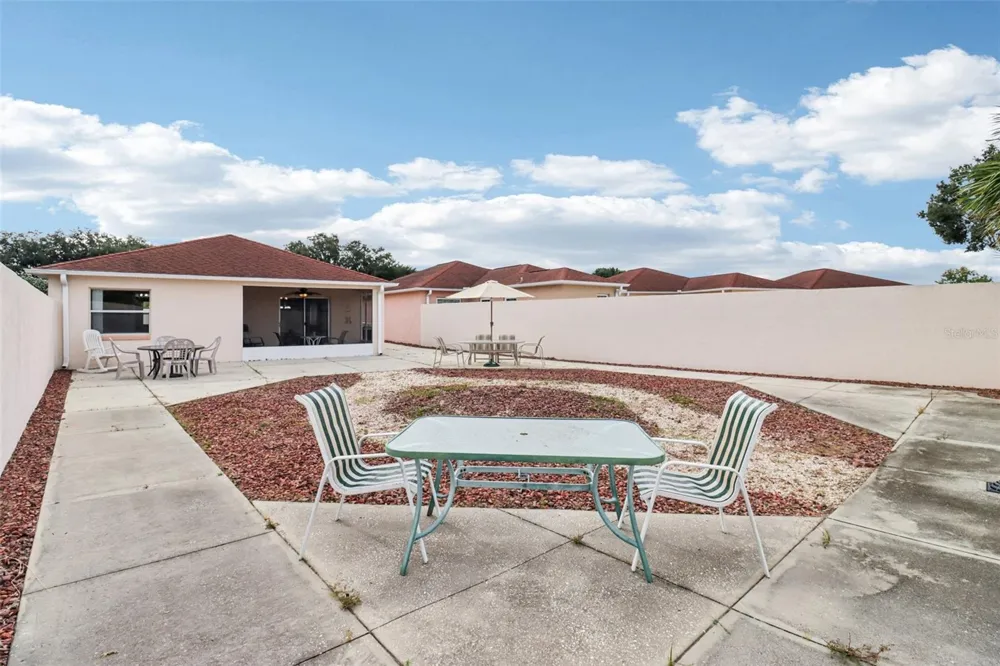 914 MENDOZA BOULEVARD Lady Lake, FL 32159