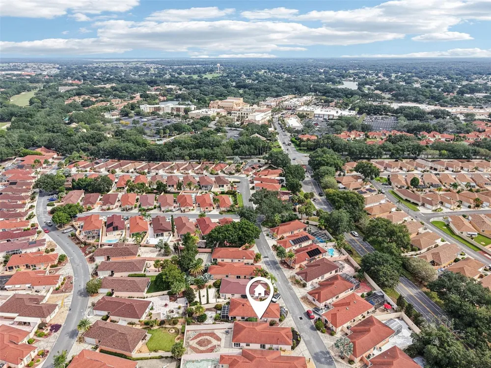 914 MENDOZA BOULEVARD Lady Lake, FL 32159