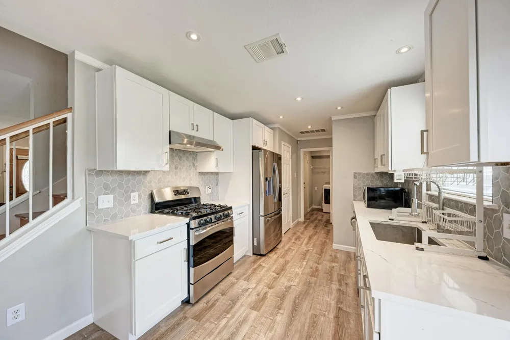 913 Whitley Drive Leander, TX 78641