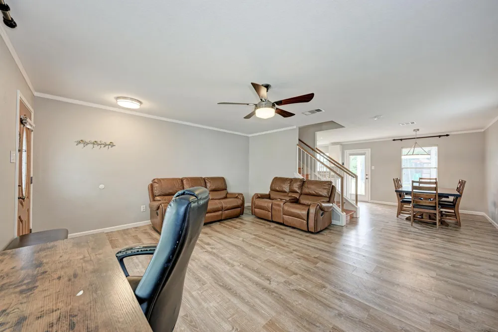 913 Whitley Drive Leander, TX 78641