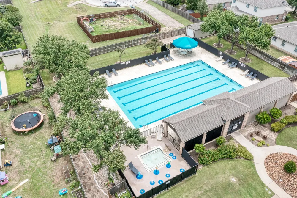 913 Whitley Drive Leander, TX 78641