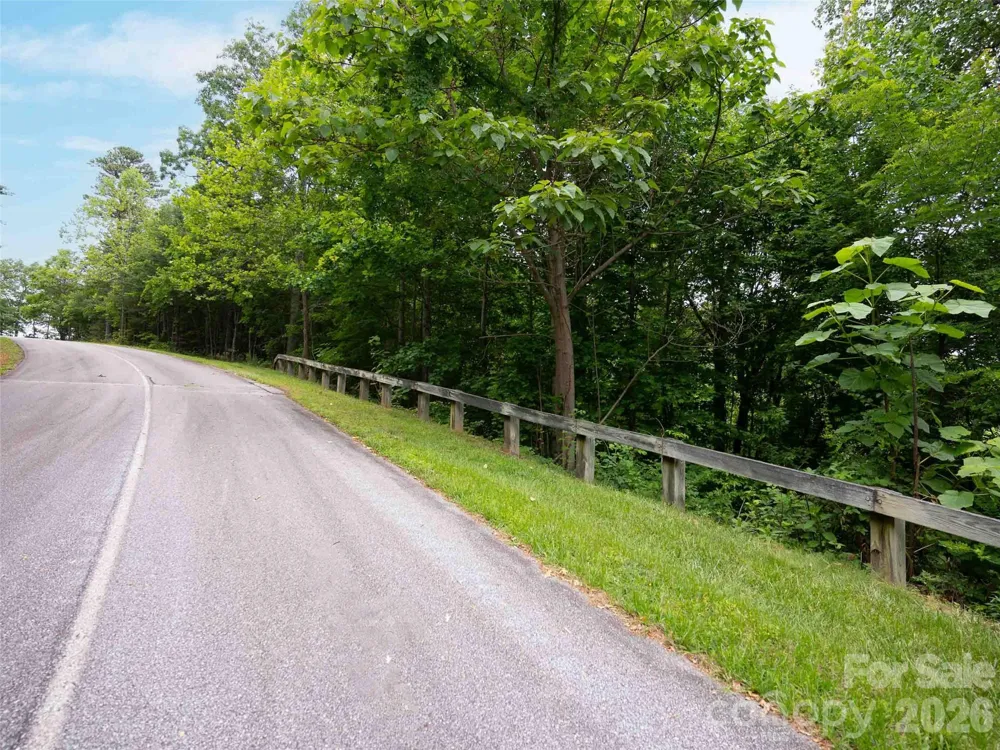 288 Eastman Place Mill Spring, NC 28756