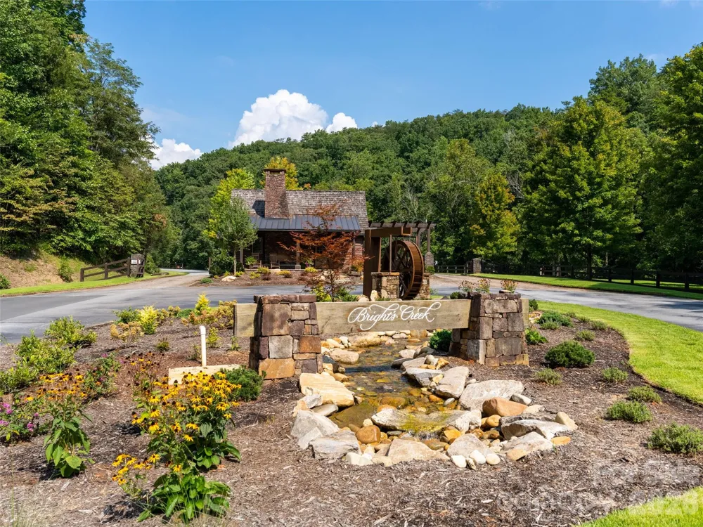 288 Eastman Place Mill Spring, NC 28756