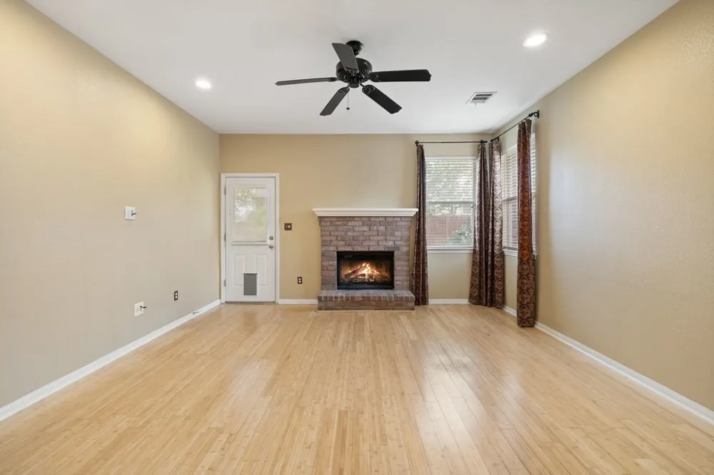 347 Spring Drive Kyle, TX 78640