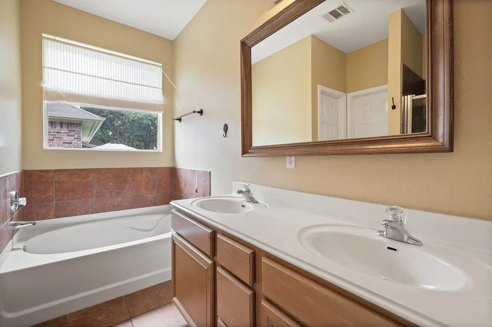 347 Spring Drive Kyle, TX 78640