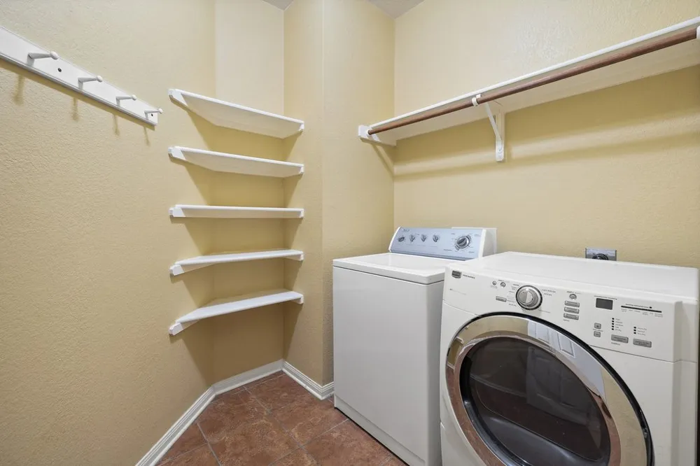 347 Spring Drive Kyle, TX 78640