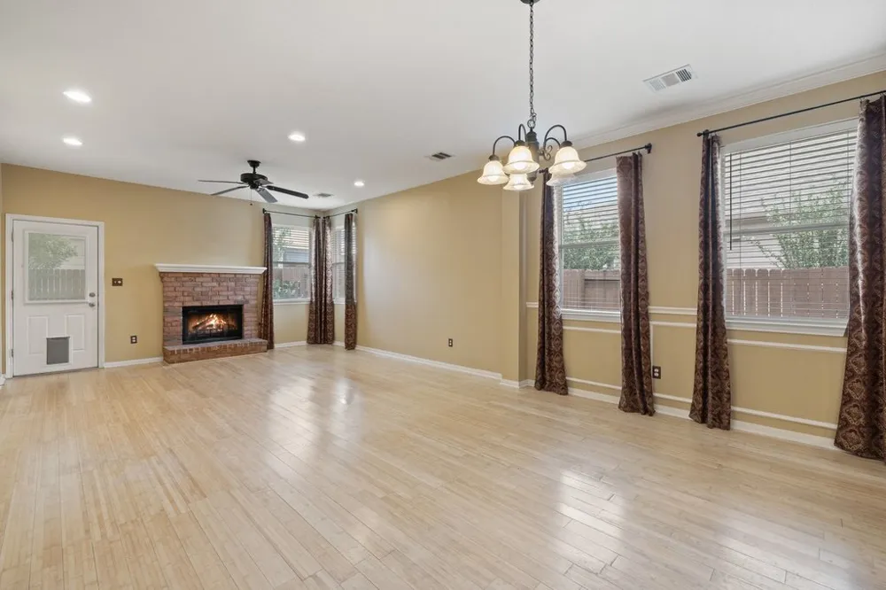 347 Spring Drive Kyle, TX 78640