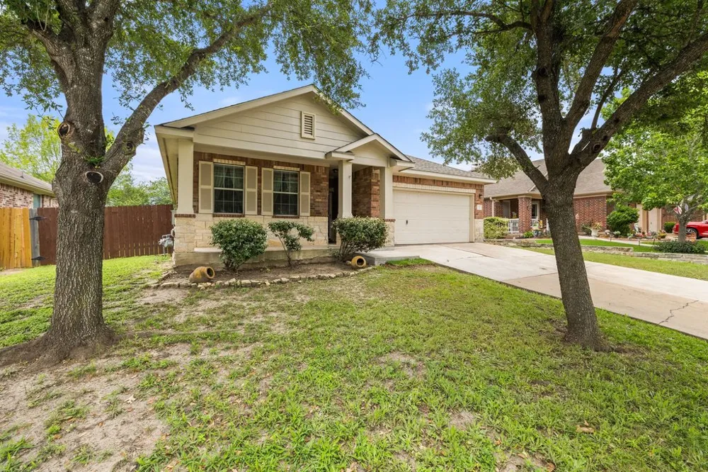 347 Spring Drive Kyle, TX 78640