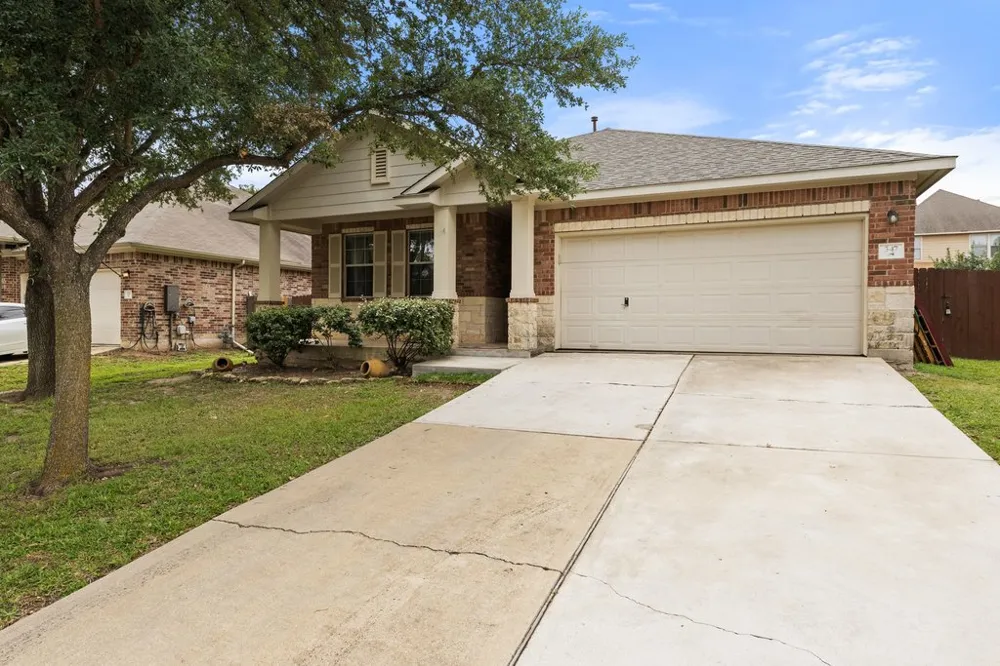 347 Spring Drive Kyle, TX 78640