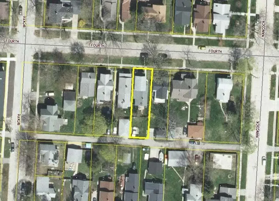 299 4th Street Manistee, MI 49660