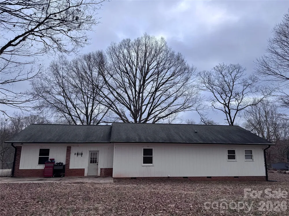 1511 Old Carriage Drive Newton, NC 28658