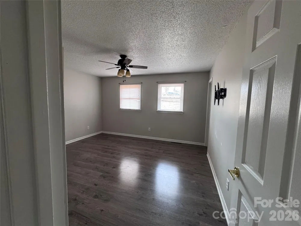 1511 Old Carriage Drive Newton, NC 28658