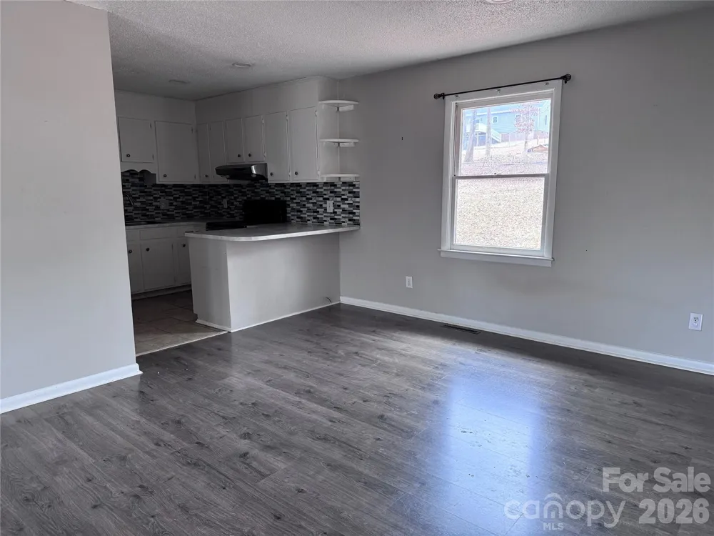1511 Old Carriage Drive Newton, NC 28658
