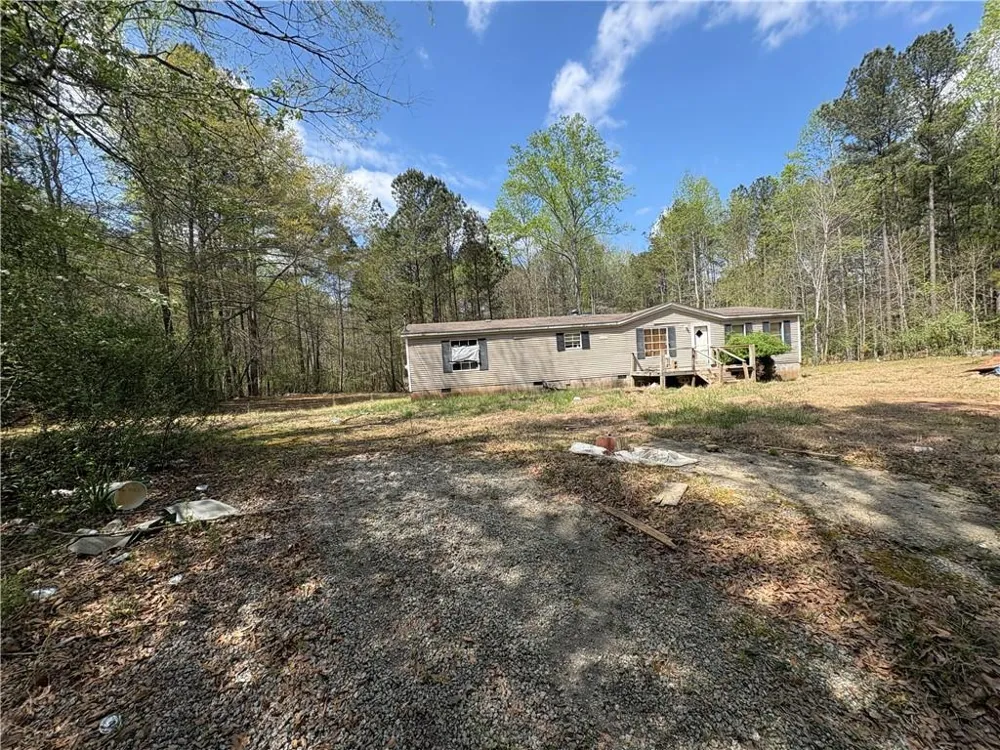374 S Alexander Creek Road Newnan, GA 30263