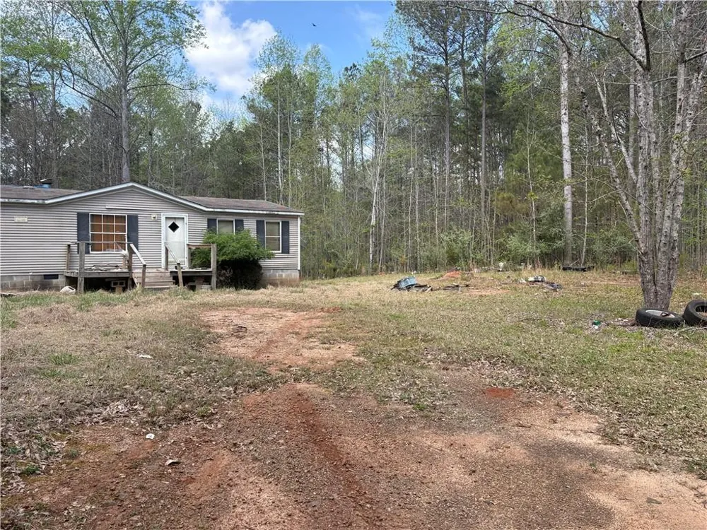 374 S Alexander Creek Road Newnan, GA 30263