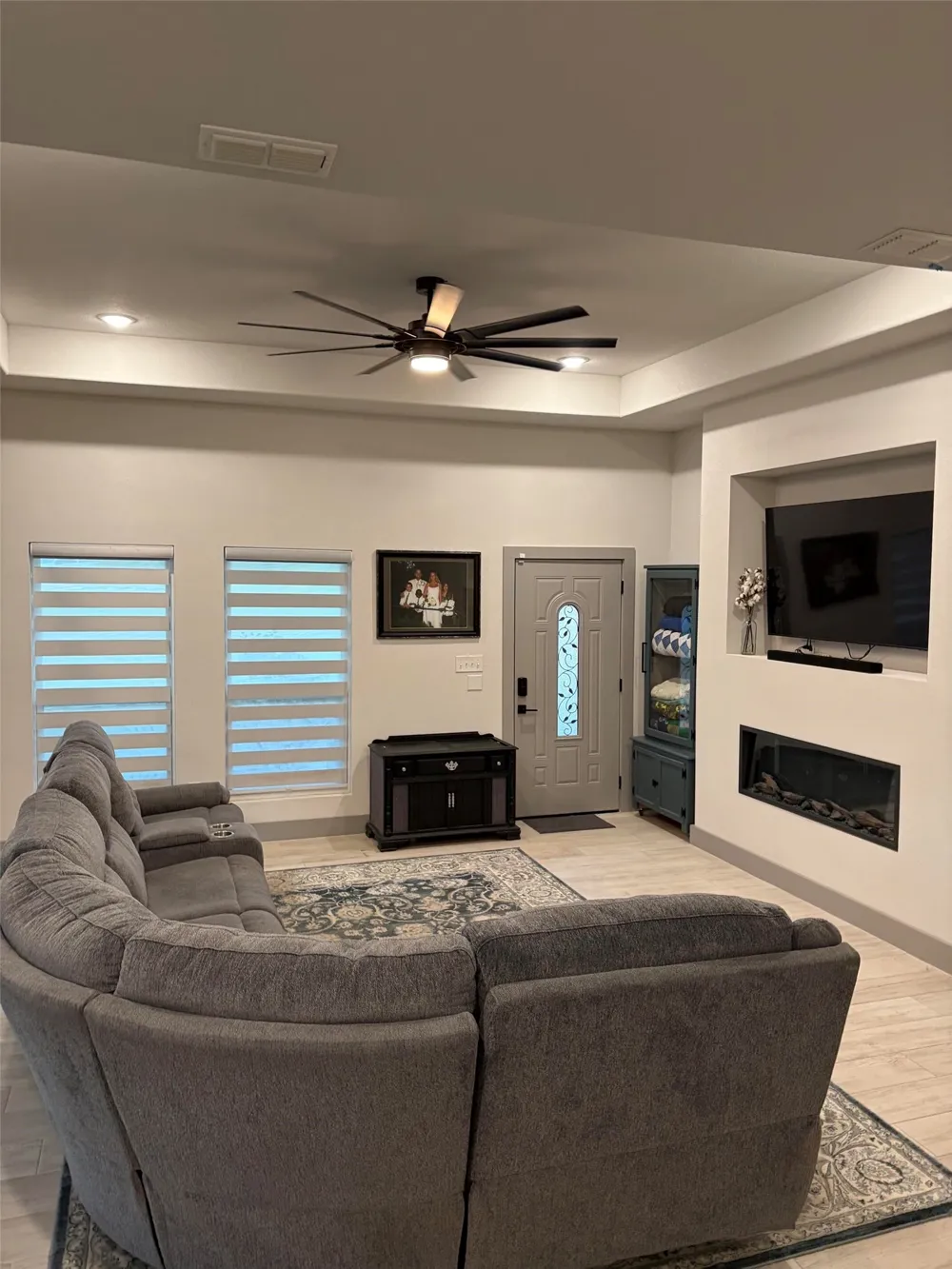 410 S Wickham Street Alvord, TX 76225