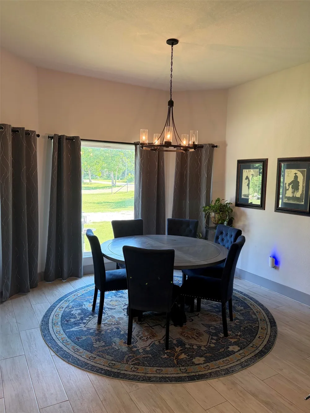 410 S Wickham Street Alvord, TX 76225