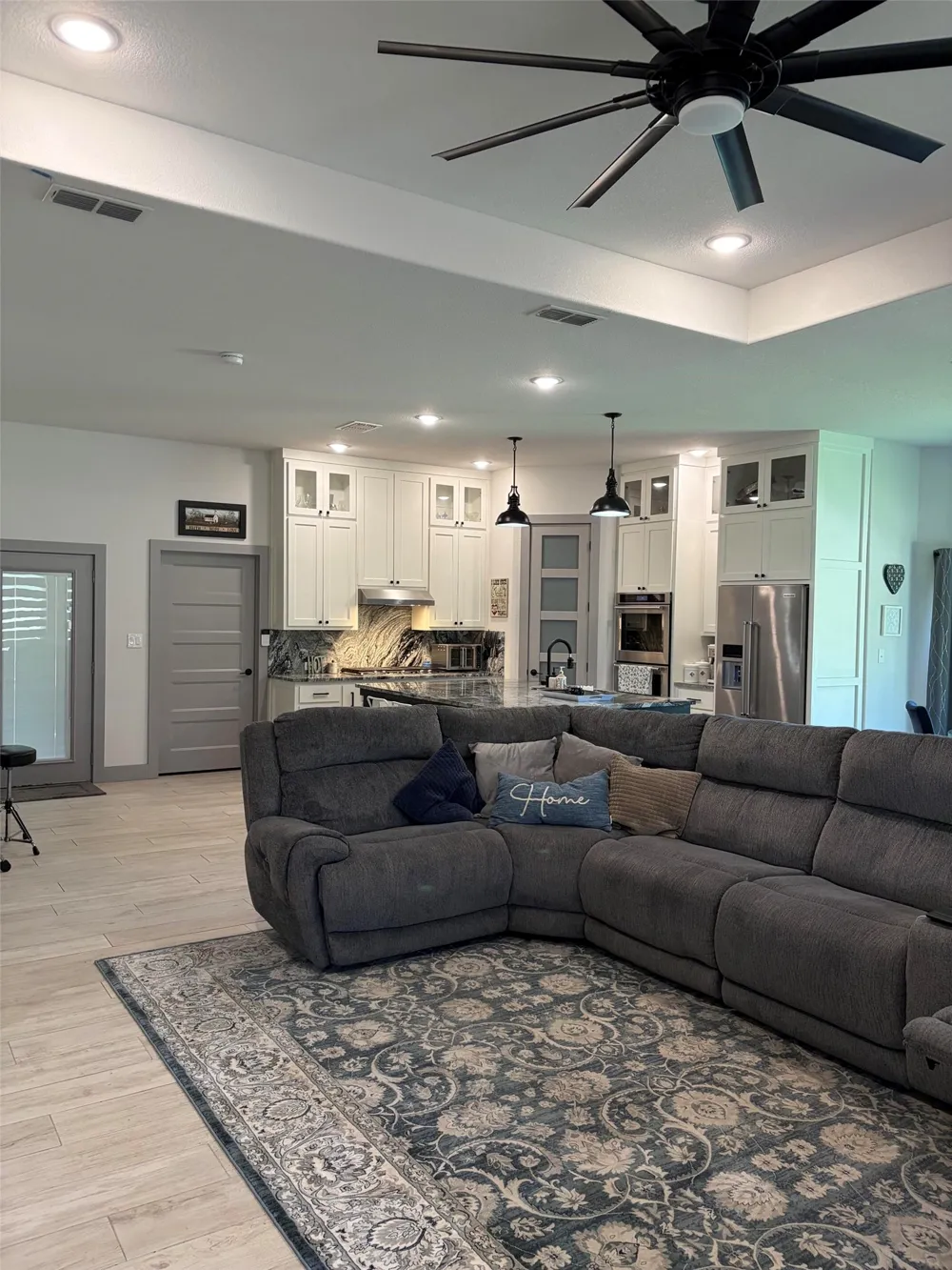 410 S Wickham Street Alvord, TX 76225
