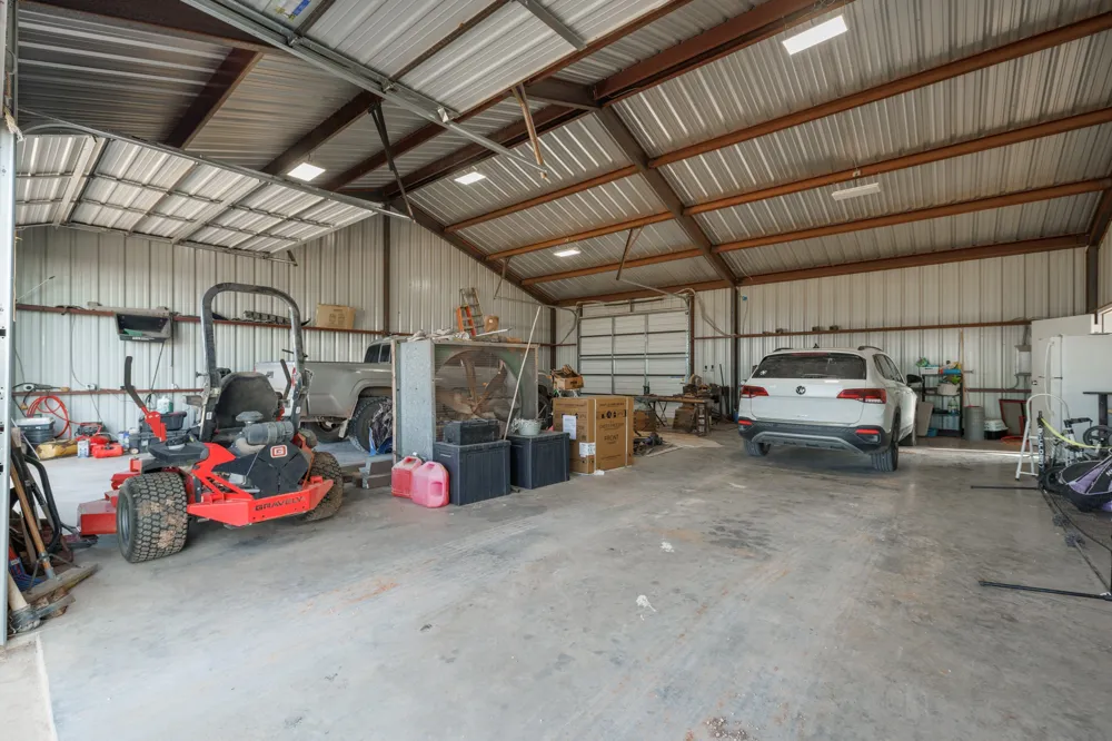 11530 County Road 140 Hamlin, TX 79520