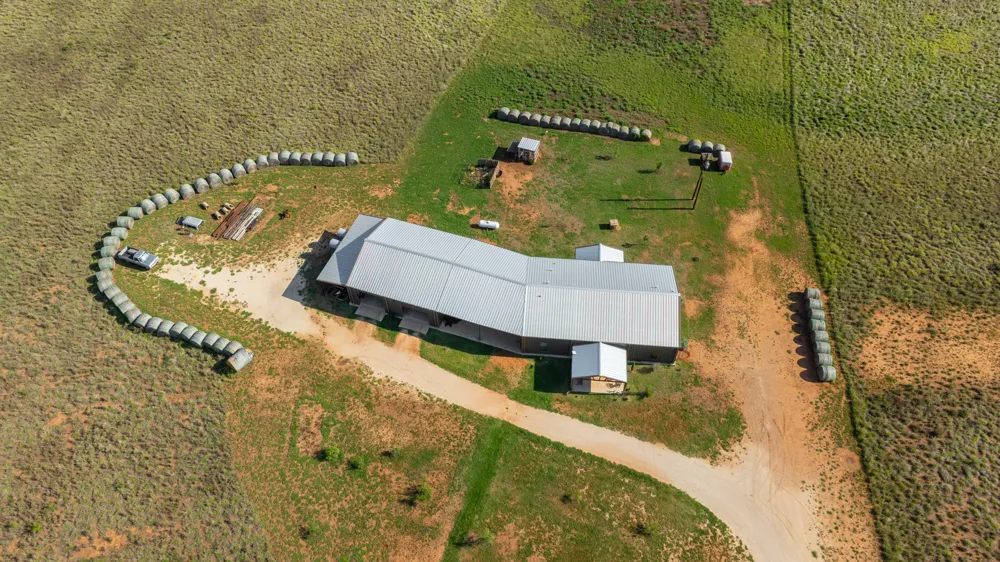 11530 County Road 140 Hamlin, TX 79520