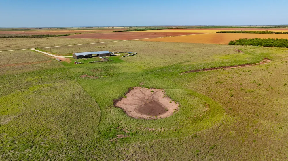 11530 County Road 140 Hamlin, TX 79520