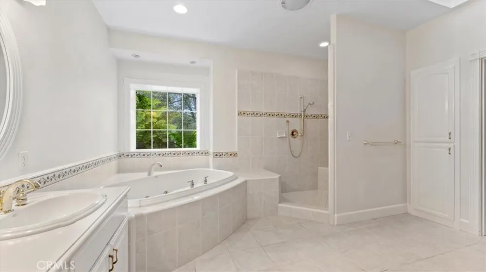 88 Almond Avenue Oroville, CA 95966